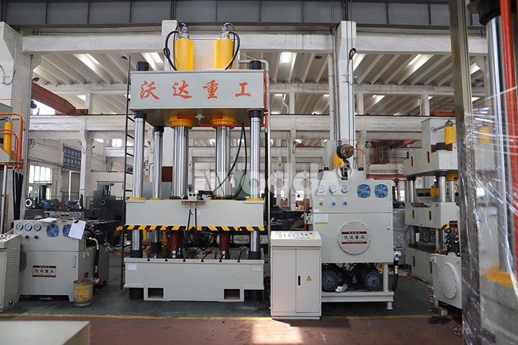 400噸四柱液壓機 400噸四柱液壓機