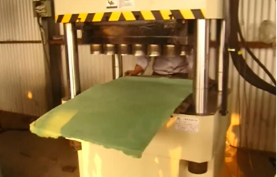 160T電動砂(shā)輪磨片(piàn)成型液(yè)壓機