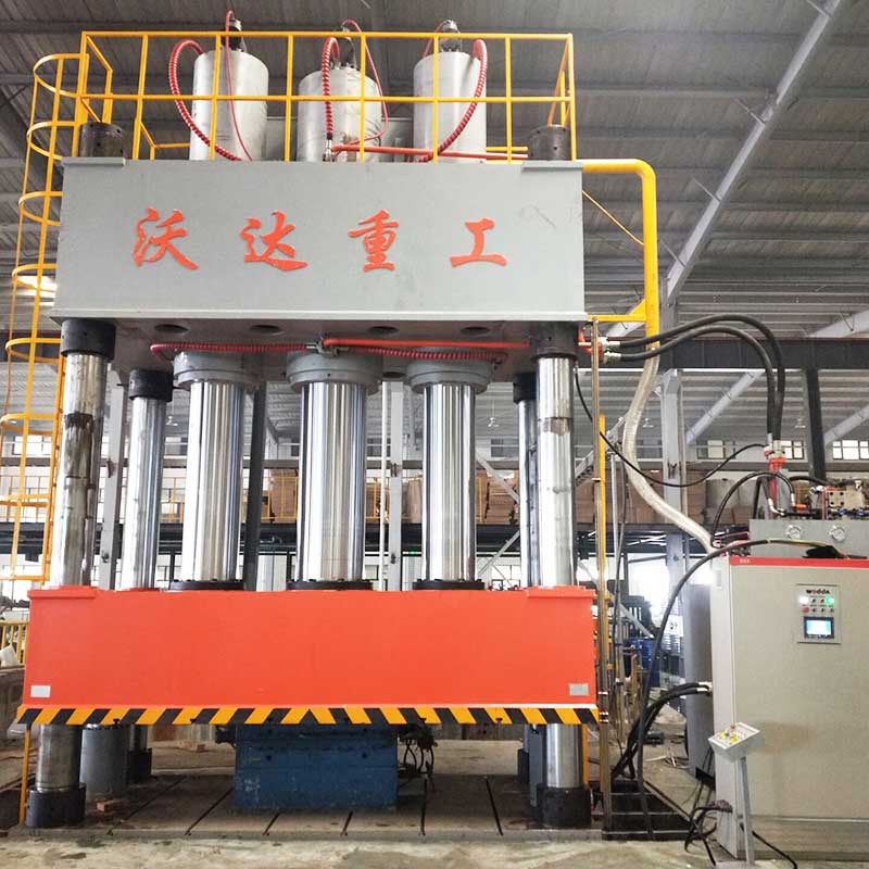 2000噸四柱液壓機 2000噸四柱液壓機