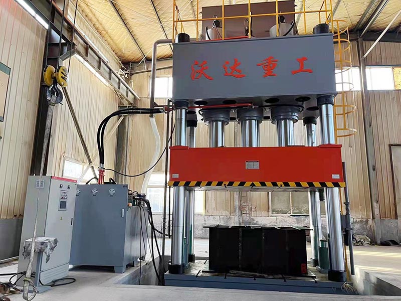 1500噸SMC玻璃鋼乒乓球台面模壓成型液壓機 1500噸SMC玻璃鋼乒乓球台面模壓成型液壓機