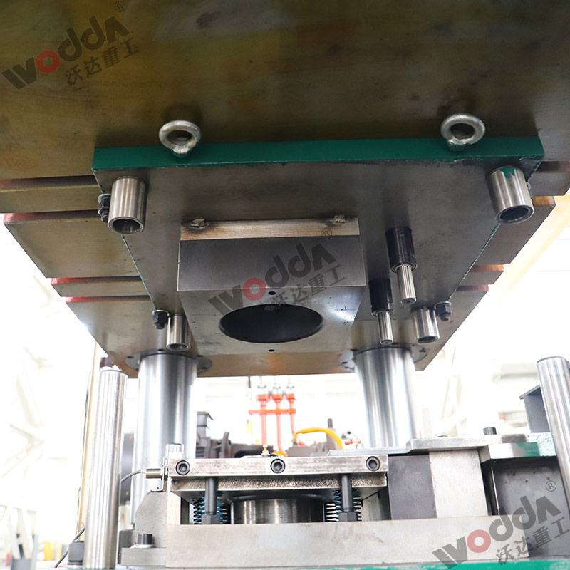 630噸錨杆托盤液壓機模具