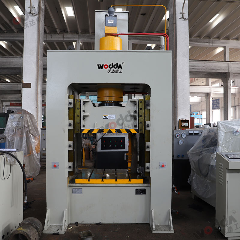 200噸框架液壓機