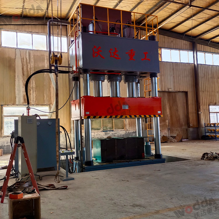 SMC整體衛浴液壓機1500噸四柱液壓機