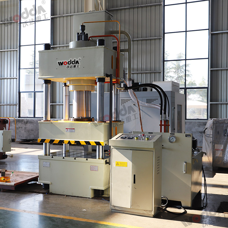 315噸四柱液壓機(圖3) 315噸四柱液壓機(圖3)