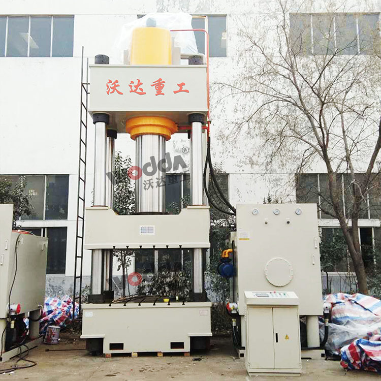 1000噸液壓機 1000噸液壓機